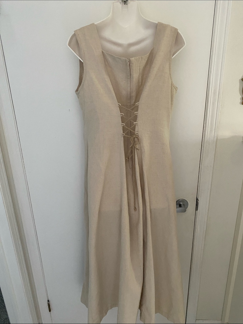 EXCALIBOR LInen Beige Maxi Dress w Black Insert & Lace-Up Panels Size X large - Picture 8 of 16